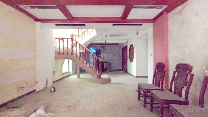 西贵堂二手房实景图