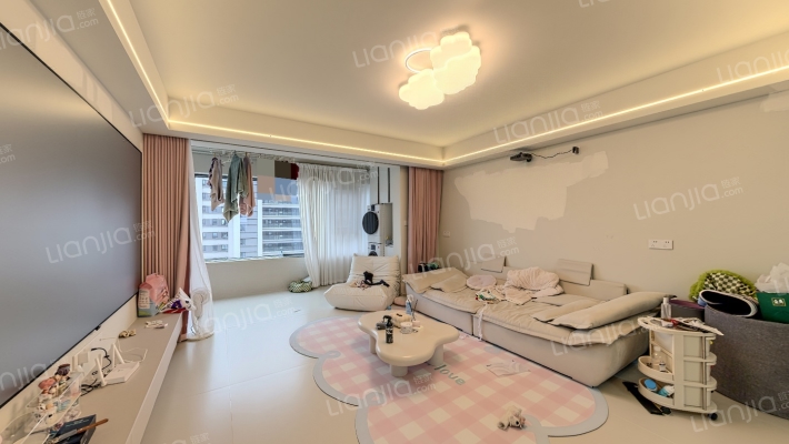 金投铂翠中央二手房实景图