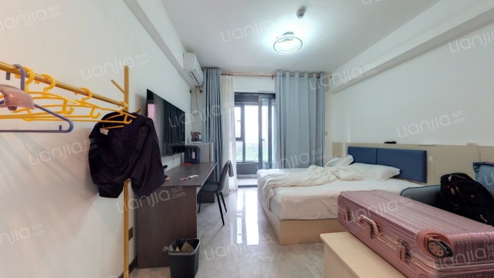 万科公园大道二手房实景图