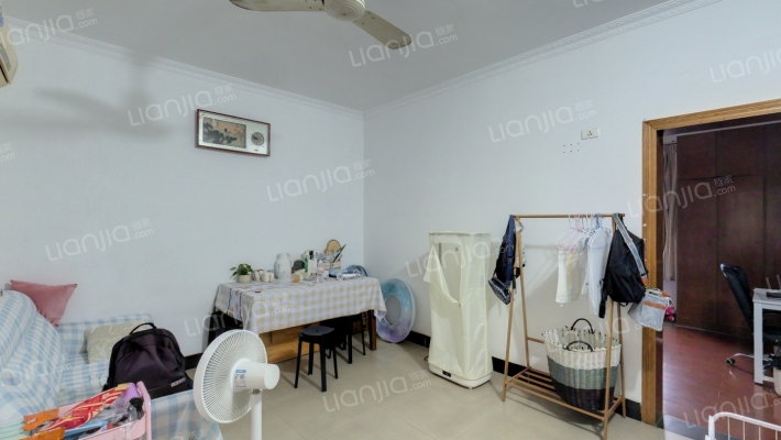 石化二村二手房实景图