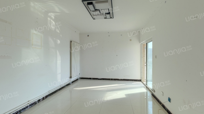 滨水蓝庭二手房实景图