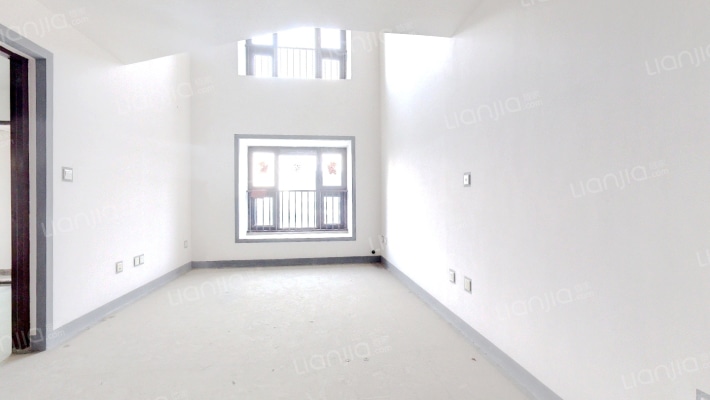 建发泱著二手房实景图