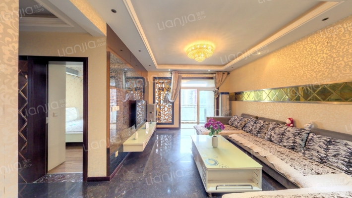 鹏运左岸二手房实景图