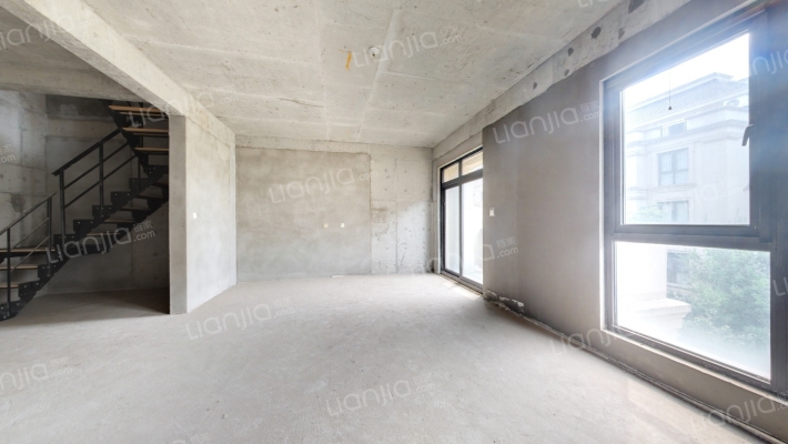 枫丹丽舍二手房实景图