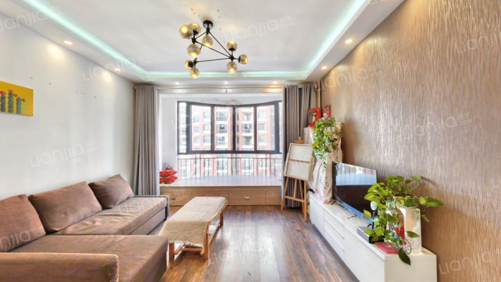 鼎鑫摩卡小镇二手房实景图