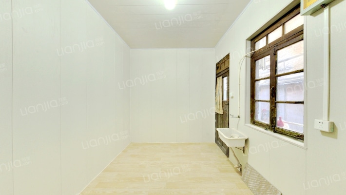 新疆路二手房实景图