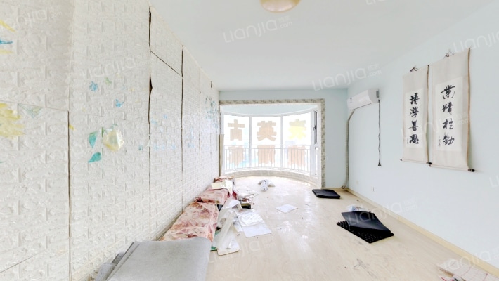 银和怡海公馆二手房实景图