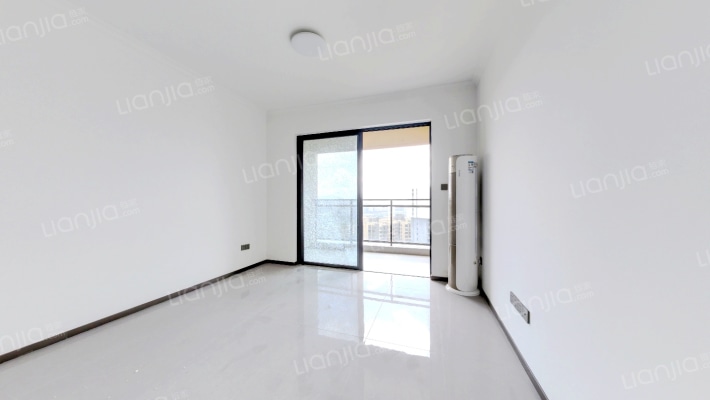 东方铂悦府二手房实景图