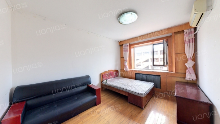 五二三厂二手房实景图