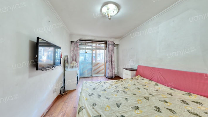 后桃园胡同9号院二手房实景图