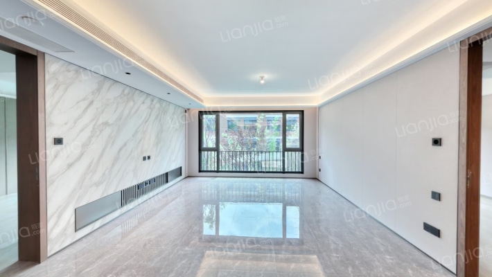 中建玖玥府二手房实景图