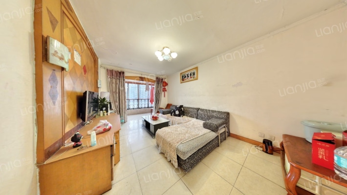 中鹏花园C区二手房实景图