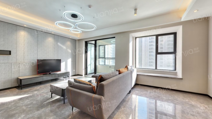 保利天汇二手房实景图