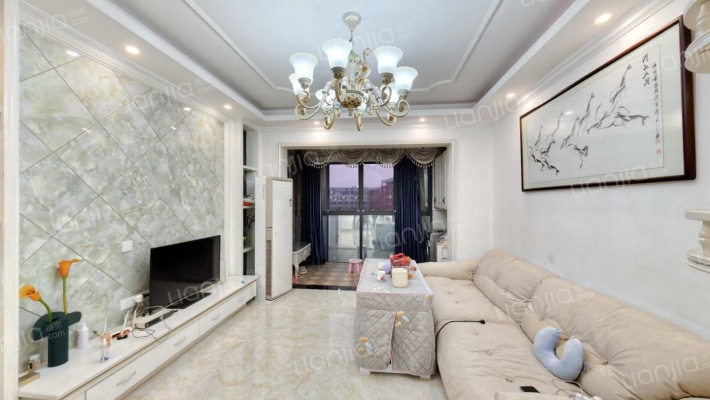 红星嘉和苑二手房实景图