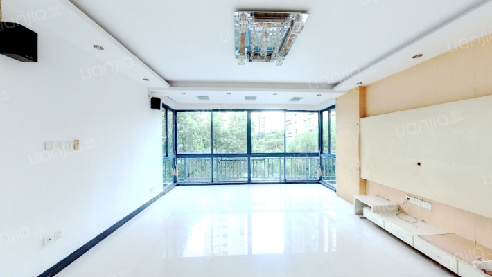 云河绿洲二手房实景图