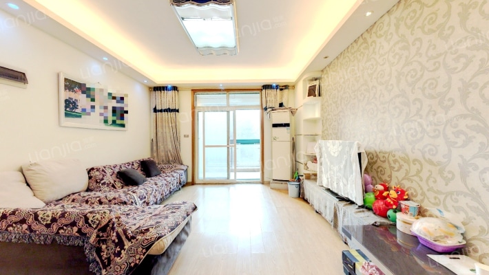 龙城花园二手房实景图