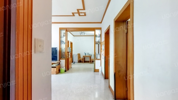 中建五局七公司住宅区二手房实景图