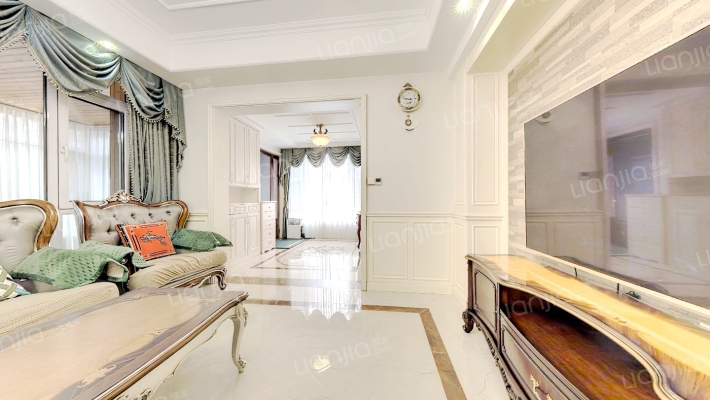 青特赫山二手房实景图