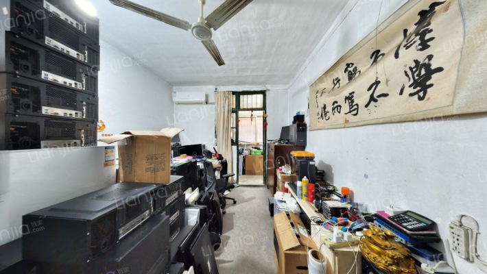 大方实业总公司西家属院二手房实景图