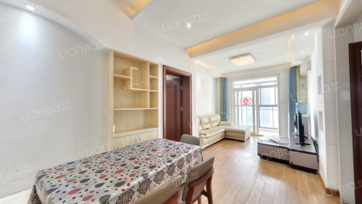 清江泓景二手房实景图