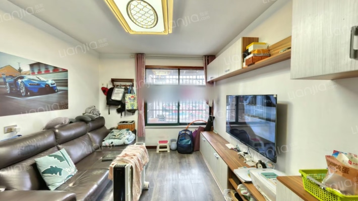 鹏程金湖公寓二手房实景图