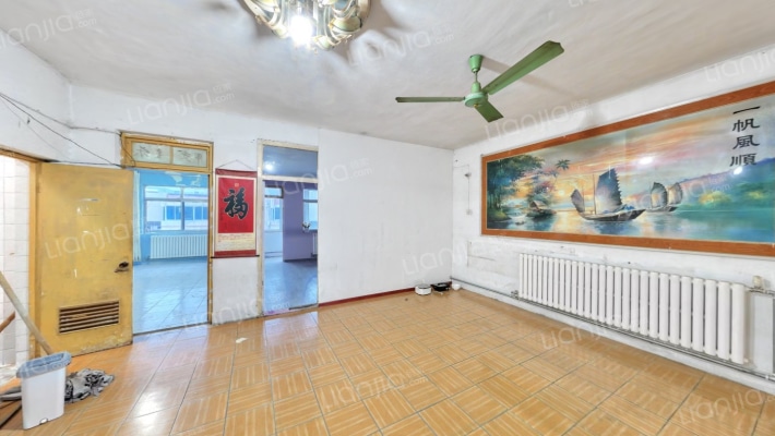 西八里洼南居宿舍二手房实景图