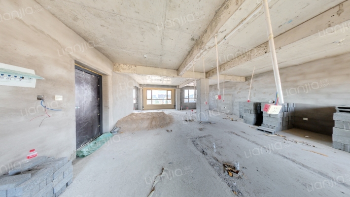 名仕华庭二手房实景图