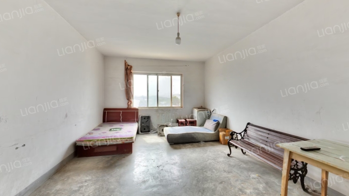 建华社区C区二手房实景图