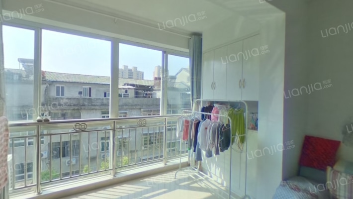 逸景花苑二手房实景图