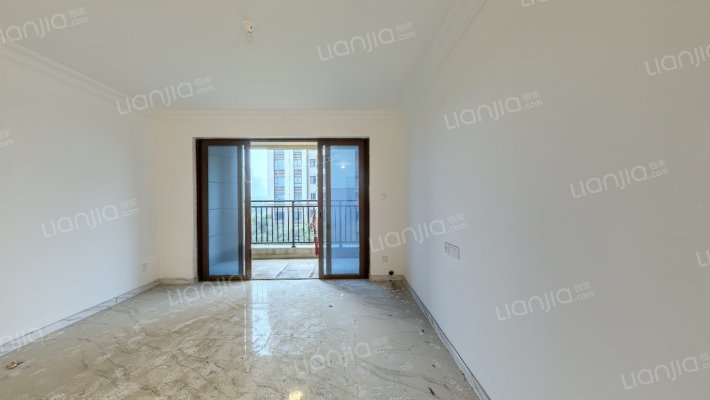 驿城碧桂园四期公园里二手房实景图