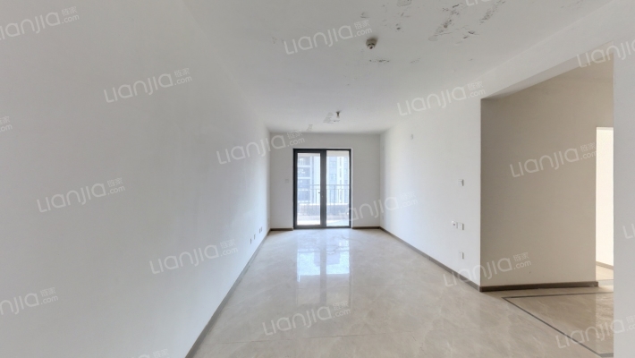 绿地德迈珑璟台二手房实景图