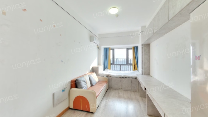 绿都紫荆华庭脉栋二手房实景图