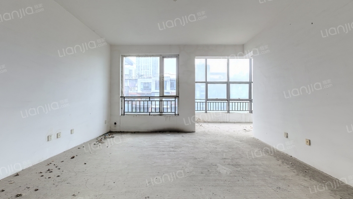 利贞境界二手房实景图