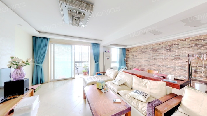 百隆花园二手房实景图