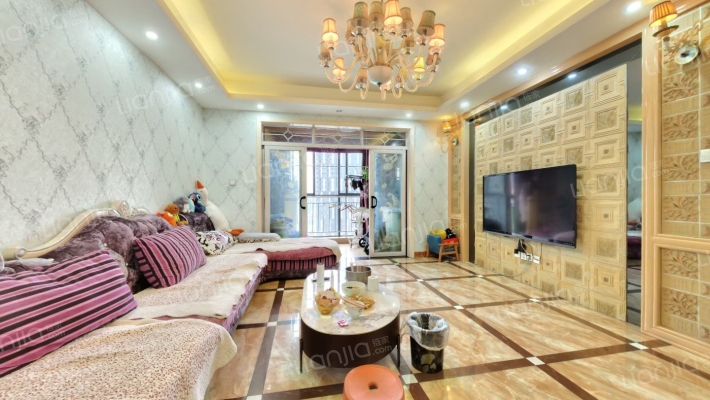 新里柏仕公馆二手房实景图