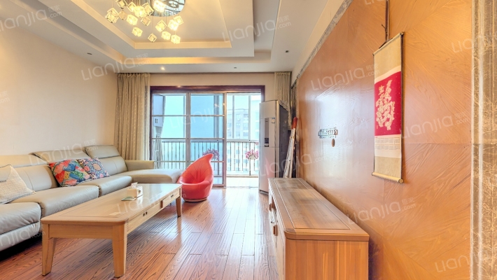 银色港湾公寓二手房实景图