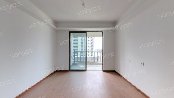 鸿海城二手房实景图