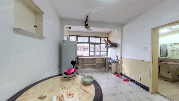 先锋小区二手房实景图