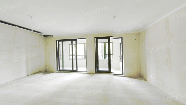 龙湖龙誉城西区二手房实景图