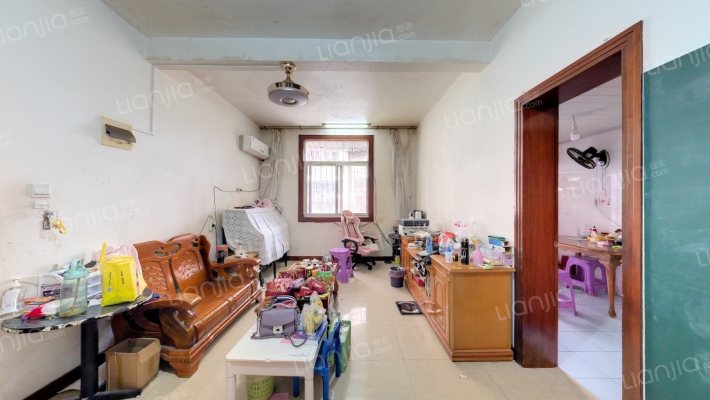 皇冠小区二手房实景图