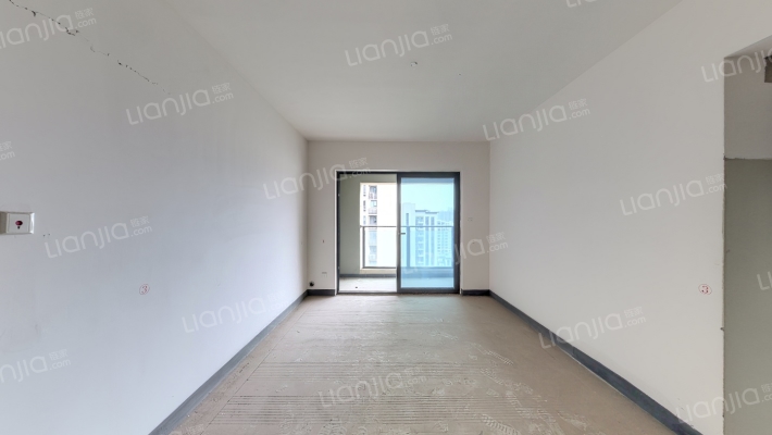 公园大道箐澜二组团二手房实景图