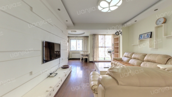 青山湾花园二手房实景图