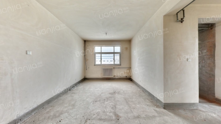 鸿元西区二手房实景图