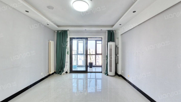 升龙国际中心B区二手房实景图