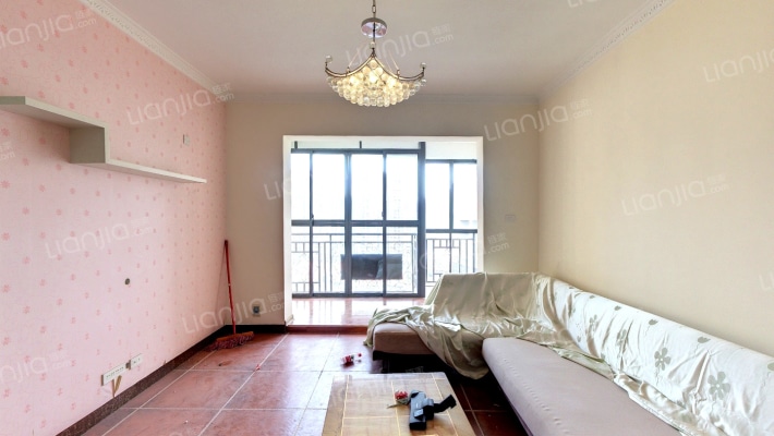 富景海派擎城二手房实景图