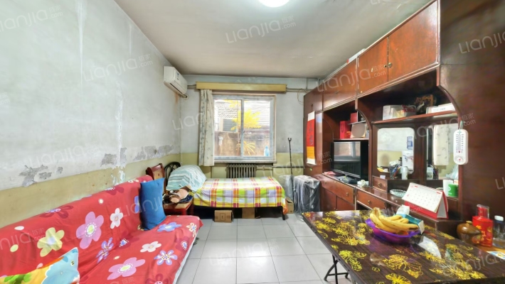 六建二手房实景图