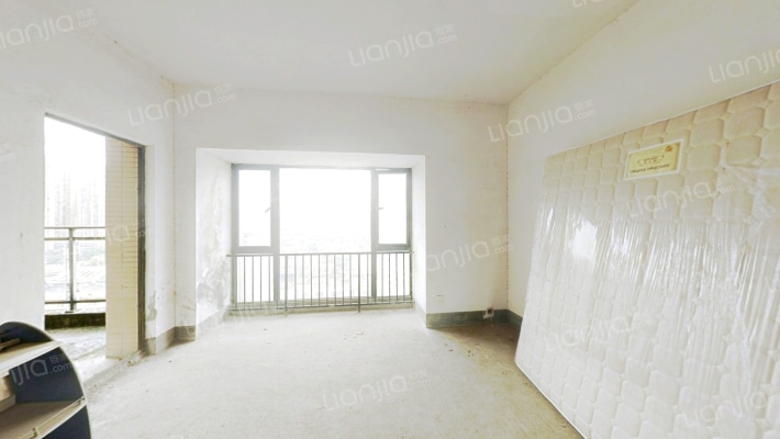 南山苏迪亚诺二手房实景图