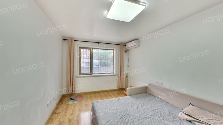 荣迁东里二手房实景图