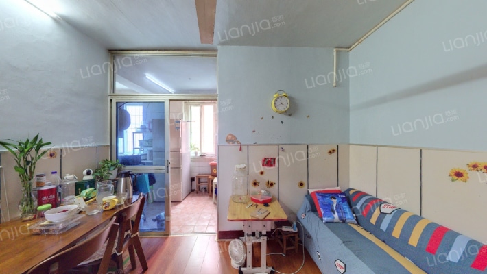 蔚斗新村长河头二手房实景图