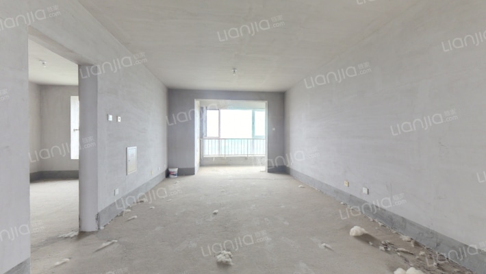 此房业主诚意卖，没抵押，能贷款，户型好-客厅